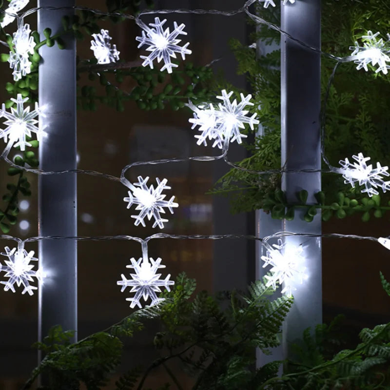 Snowflake Fairy Lights – USB or Battery Christmas String Lights (1.5 m, 3 m or 6 m)