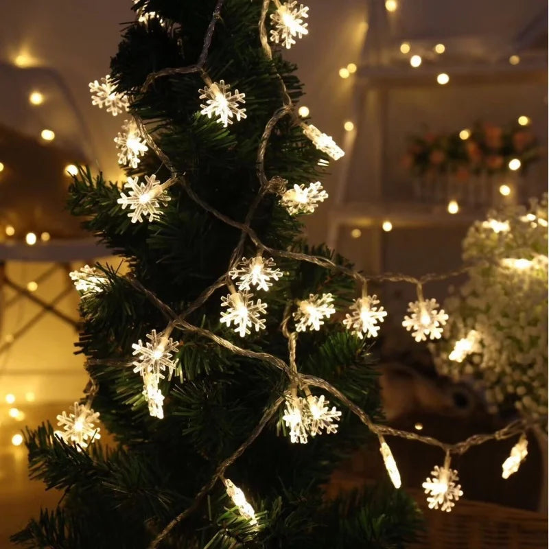 Snowflake Fairy Lights – USB or Battery Christmas String Lights (1.5 m, 3 m or 6 m)