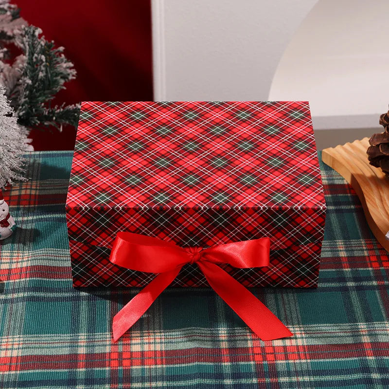 Luxury Christmas Gift Box with Magnetic Lid & Ribbon Bow – Large Festive Presentation Box