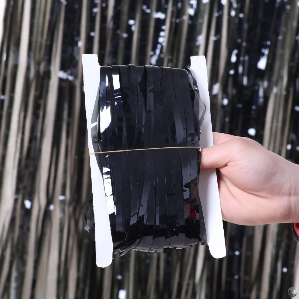 Metallic Foil Fringe Curtain – 1 x 2 m Tinsel Party Backdrop