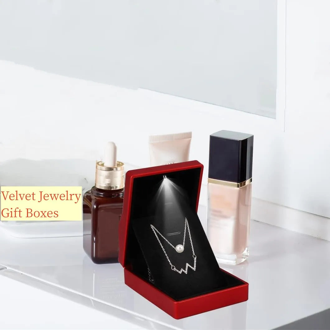 LED Light-Up Necklace Gift Box – Velvet Jewellery Box for Proposals, Anniversaries & Gifts