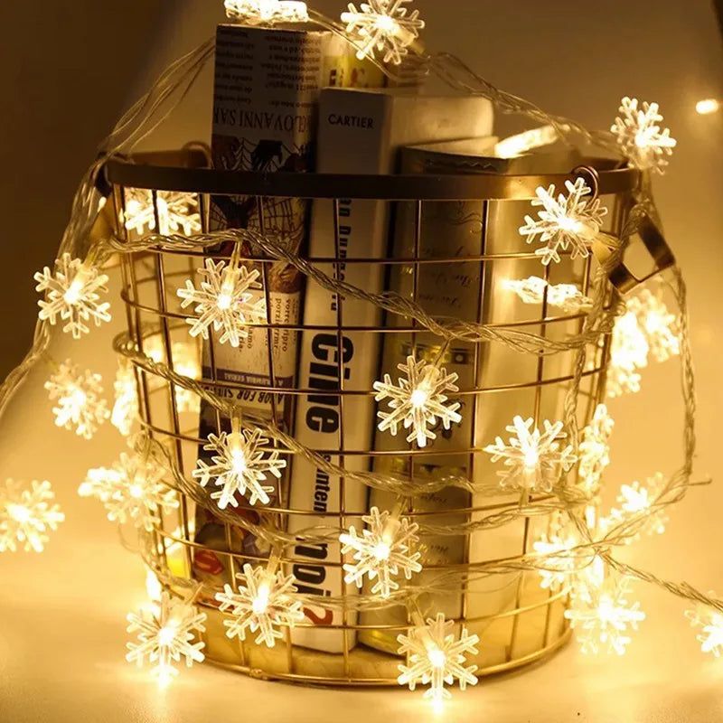Snowflake Fairy Lights – USB or Battery Christmas String Lights (1.5 m, 3 m or 6 m)