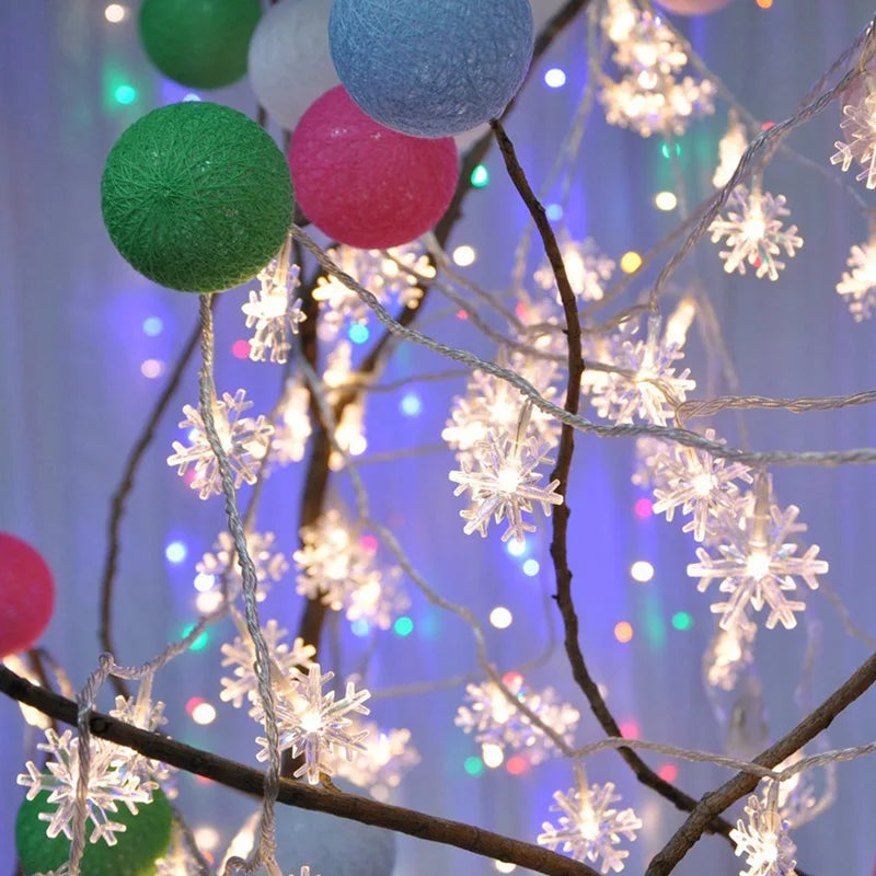Snowflake Fairy Lights – USB or Battery Christmas String Lights (1.5 m, 3 m or 6 m)