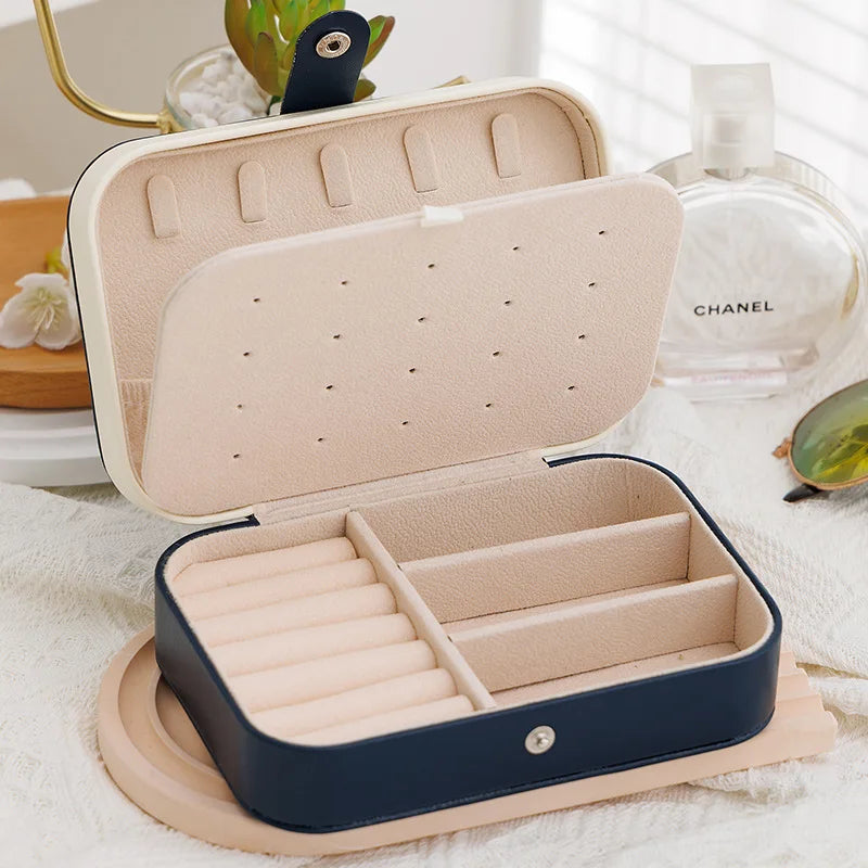 Travel Jewellery Case – Compact Faux Leather Jewellery Organiser