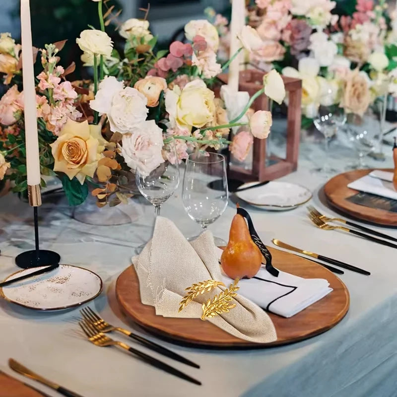Gold napkin holders set